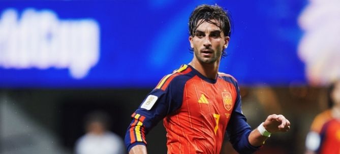 Ferran Torres Pecah Rekod: Pemain Valencia Terbanyak Berpakaian Biru Sepanjang Zaman