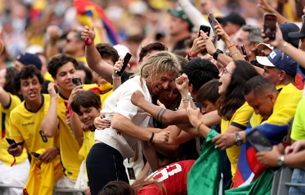 Ecuador surpreende Alemanha e acende a festa nacional em Moçambique