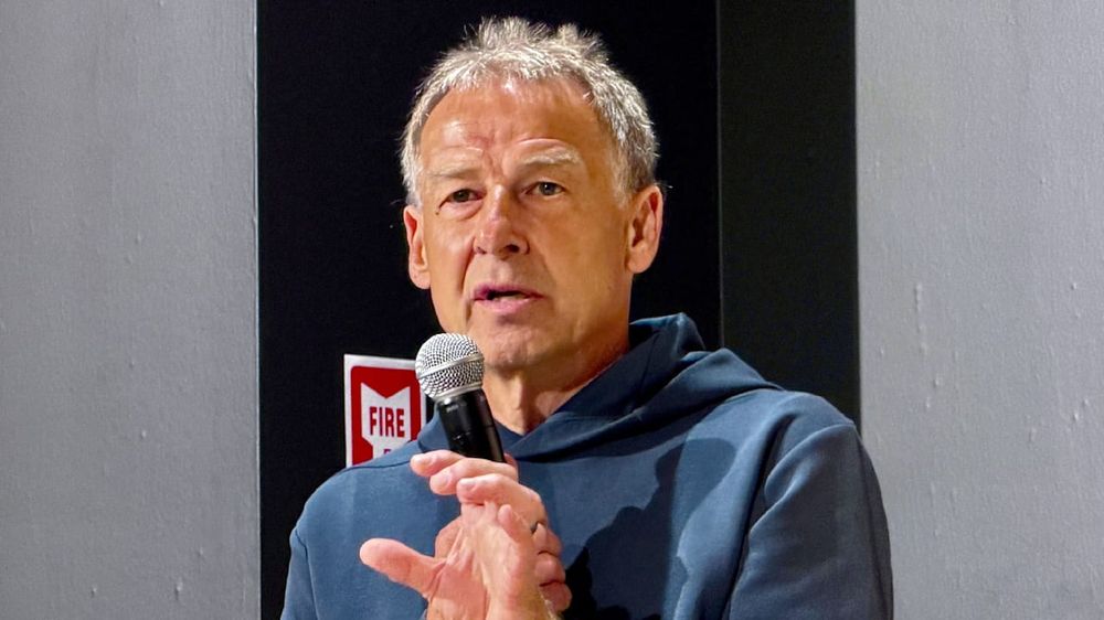 Kurz nach dem WM-Desaster: Warum Tschechien fast Jürgen Klinsmann als Nationaltrainer engagierte