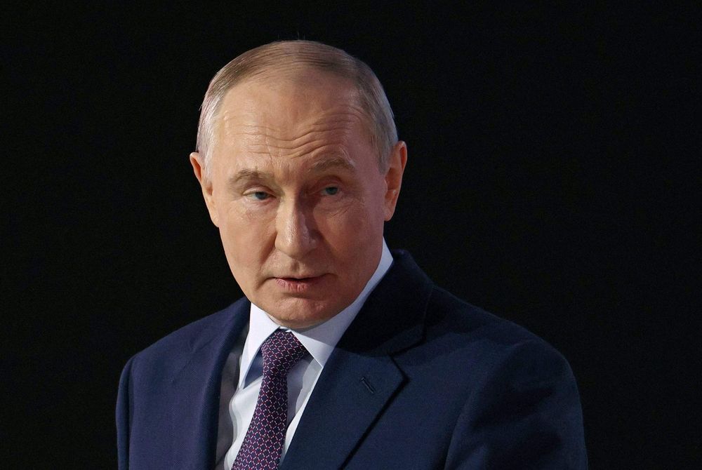 Vladimirs Putins: Kontroversas un atmaskošanās