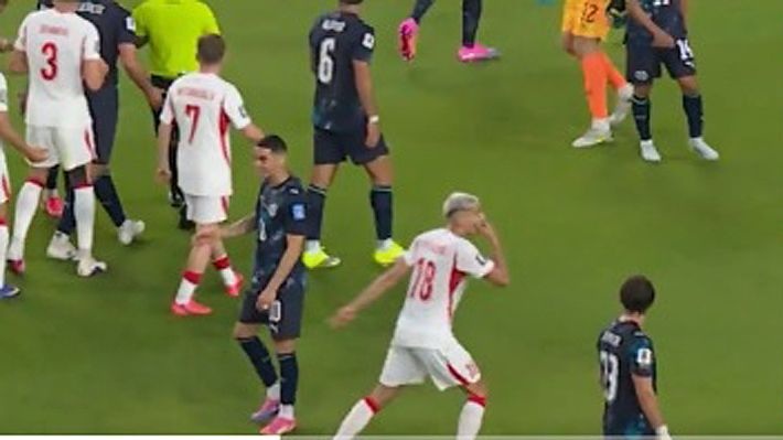 Miguel Almirón y la primera expulsión por “taparse la boca” en el Mundial 2026: un precedente bajo la Ley Prestianni